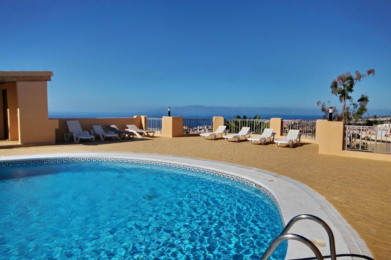 Cozy Townhouse With Ocean Views In Costa Adeje Lägenhet Exteriör bild